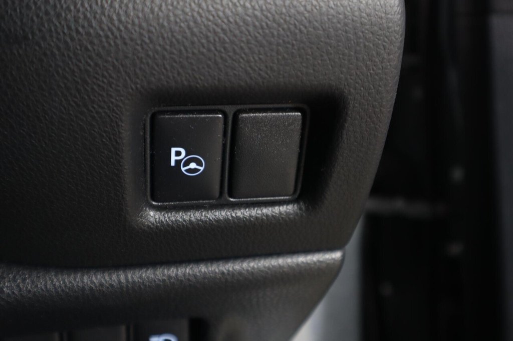 Used Toyota C-HR 2018 for sale - 77276517: Photo 25