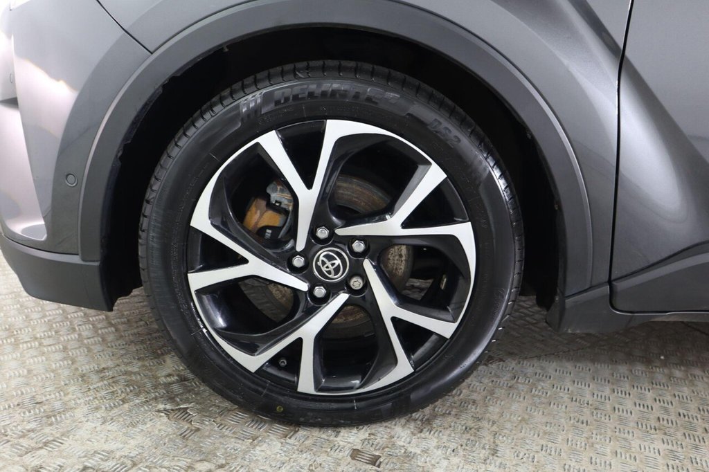 Used Toyota C-HR 2018 for sale - 77276517: Photo 32