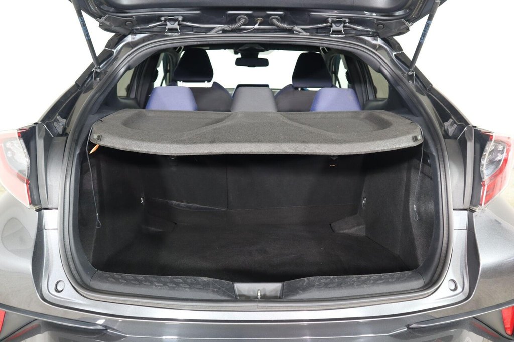 Used Toyota C-HR 2018 for sale - 77276517: Photo 43