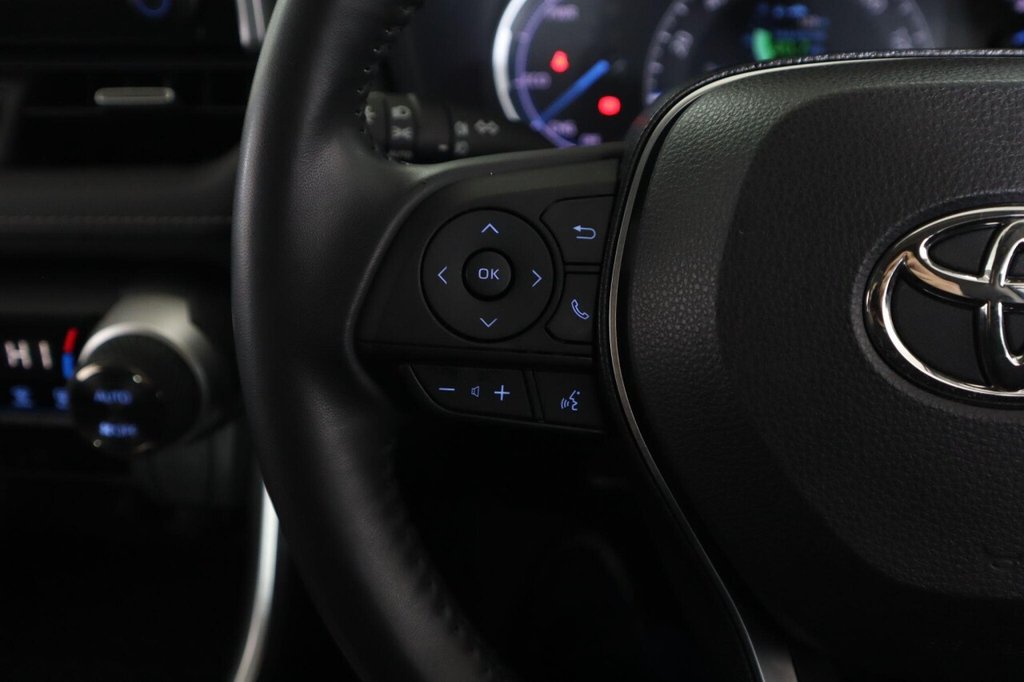 Used Toyota RAV4 2020 for sale - 76510049: Photo 17