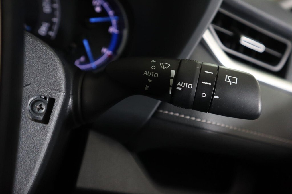 Used Toyota RAV4 2020 for sale - 76510049: Photo 18