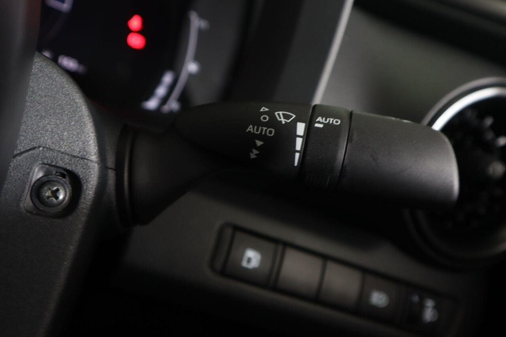 Used Toyota C-HR 2025 for sale - 77952841: Photo 20