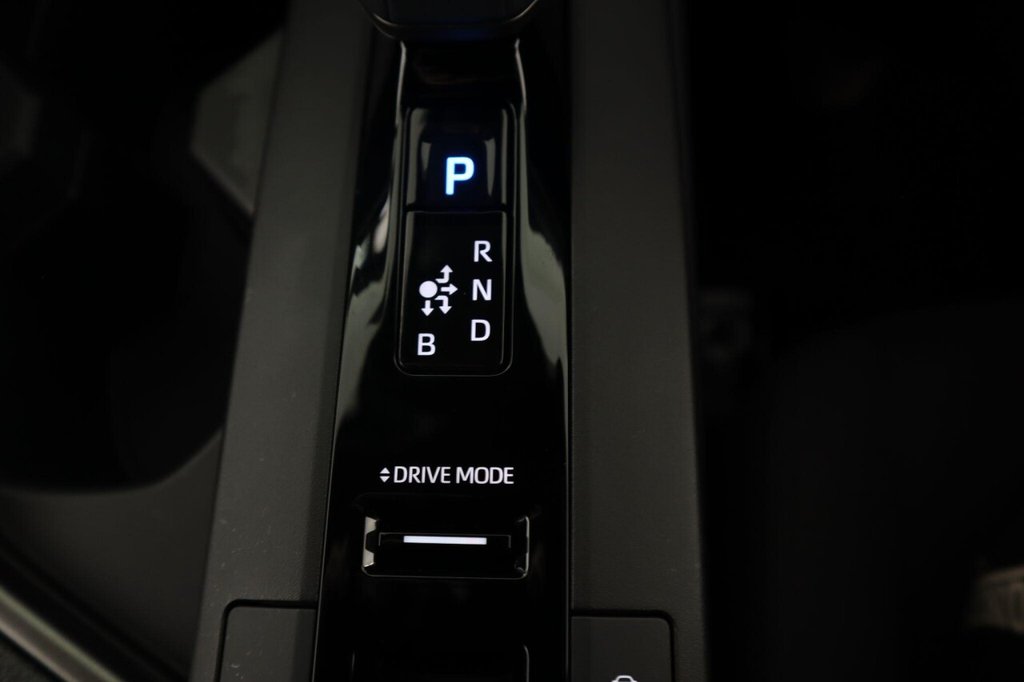 Used Toyota C-HR 2025 for sale - 77952841: Photo 22