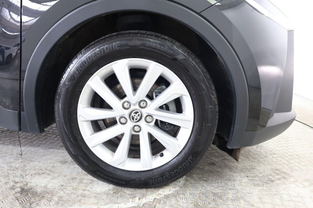 Used Toyota C-HR 2025 for sale - 77952841: Photo 28