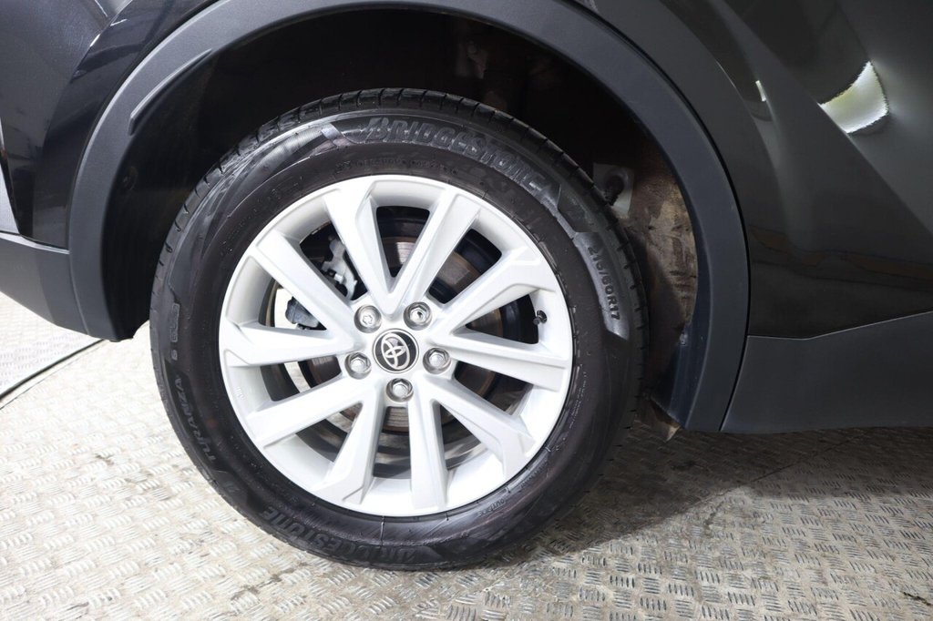 Used Toyota C-HR 2025 for sale - 77952841: Photo 29