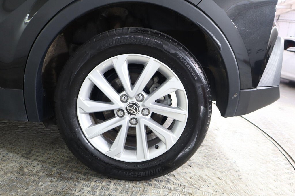 Used Toyota C-HR 2025 for sale - 77952841: Photo 30