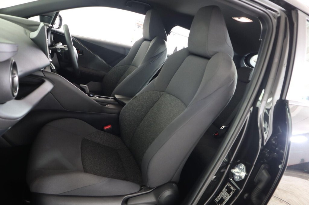 Used Toyota C-HR 2025 for sale - 77952841: Photo 46