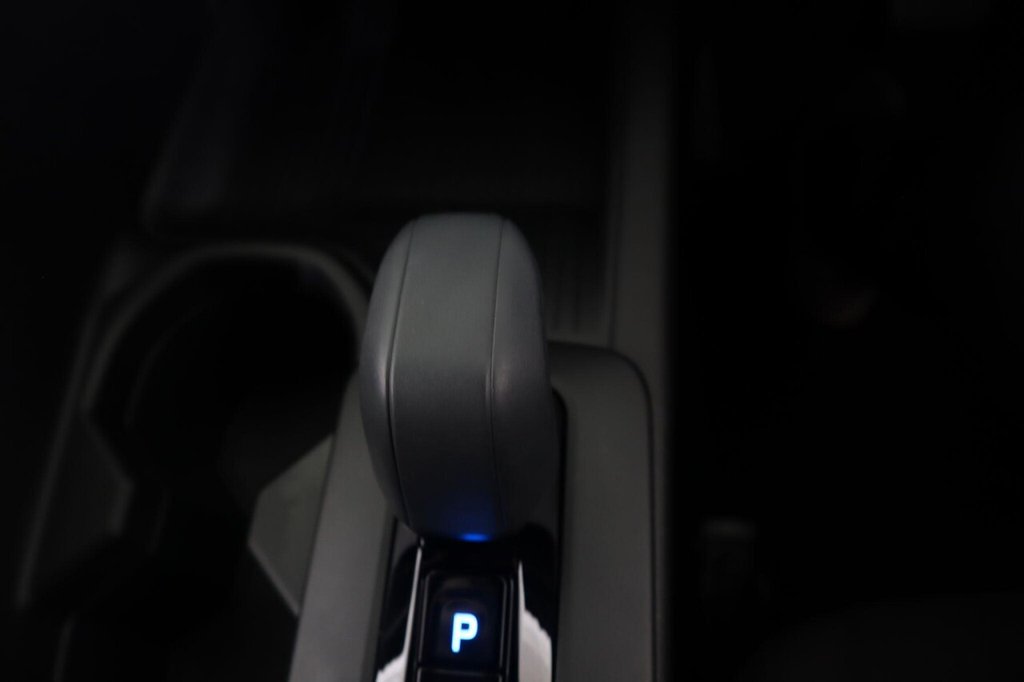 Used Toyota C-HR 2025 for sale - 77952841: Photo 49