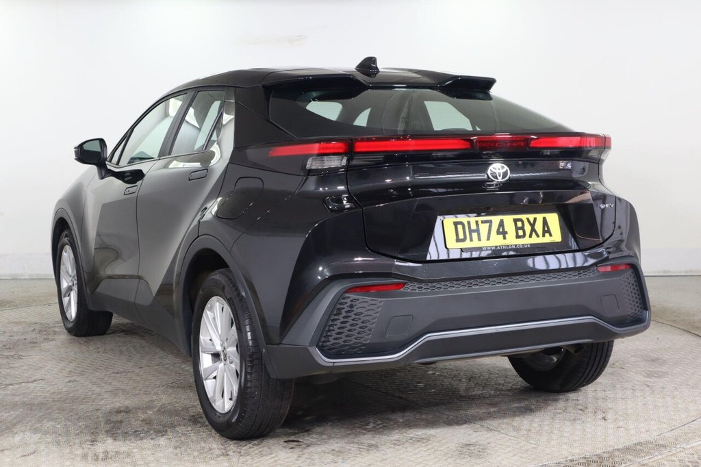 Used Toyota C-HR 2025 for sale - 77952841: Photo 5