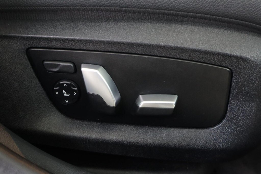 Used BMW 5 Series 2020 for sale - 76203476: Photo 31