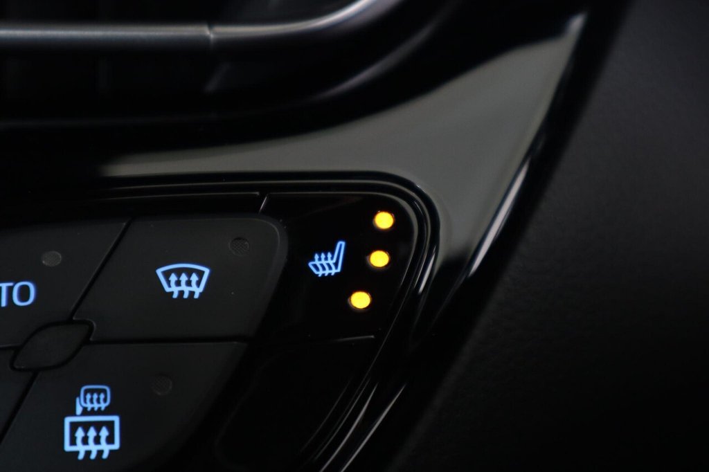 Used Toyota C-HR 2022 for sale - 76496454: Photo 22