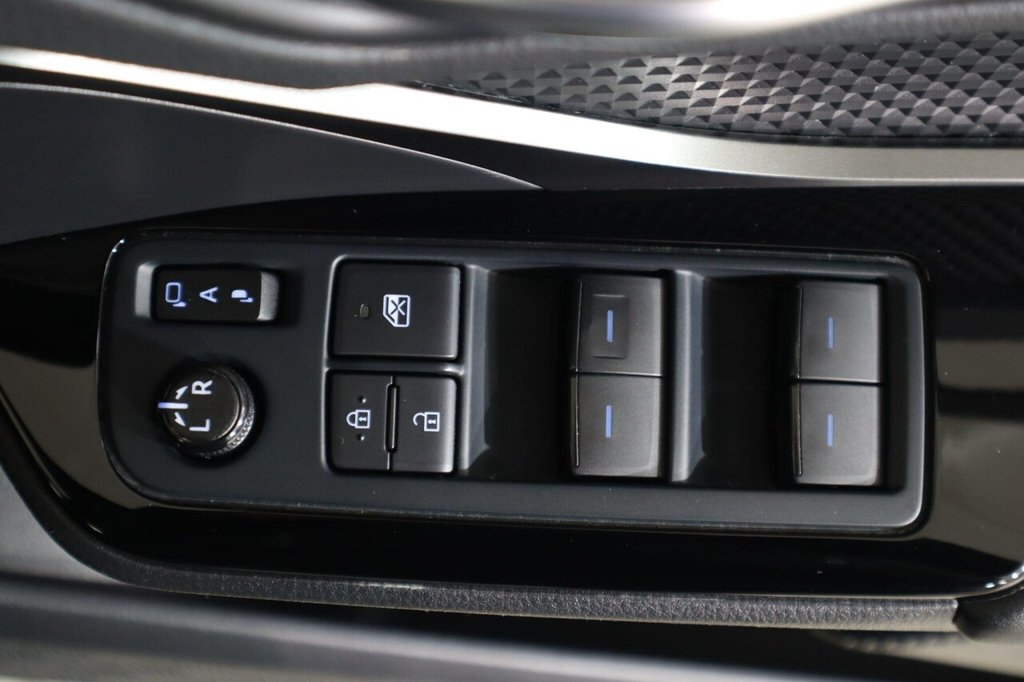 Used Toyota C-HR 2022 for sale - 76496454: Photo 26