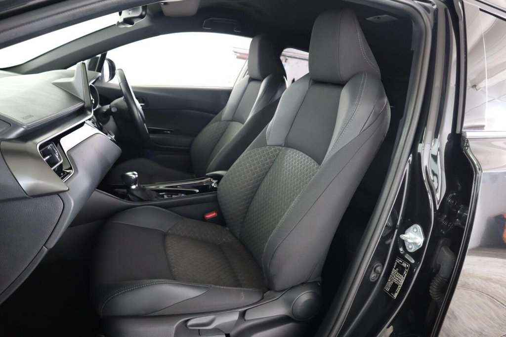 Used Toyota C-HR 2022 for sale - 76496454: Photo 47