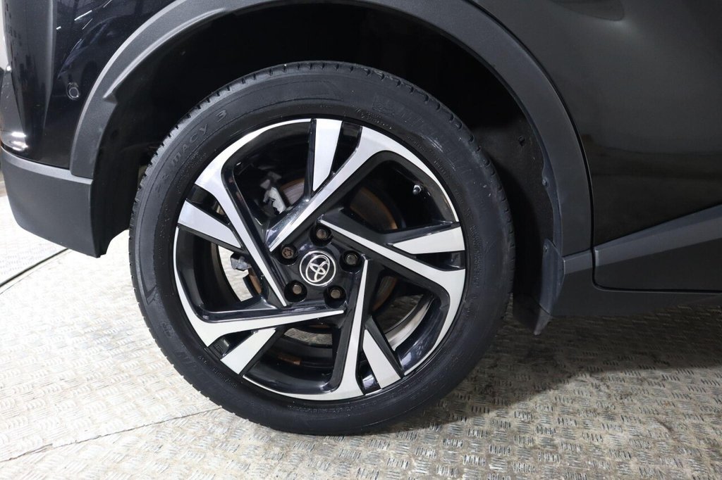 Used Toyota C-HR 2022 for sale - 76496454: Photo 9