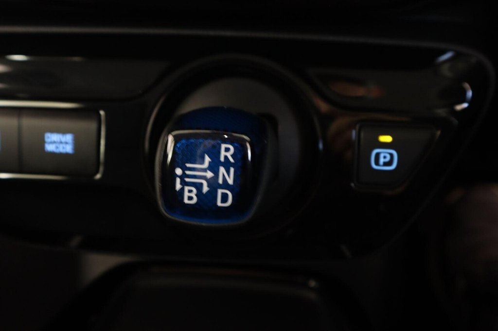 Used Toyota Prius 2022 for sale - 76604970: Photo 21