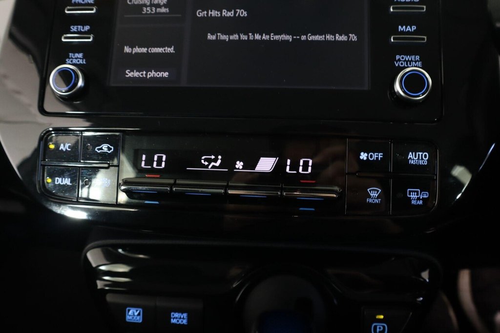 Used Toyota Prius 2022 for sale - 76604970: Photo 34