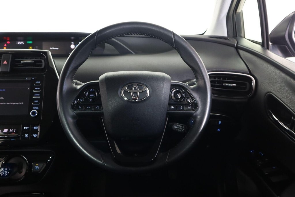 Used Toyota Prius 2022 for sale - 76604970: Photo 45