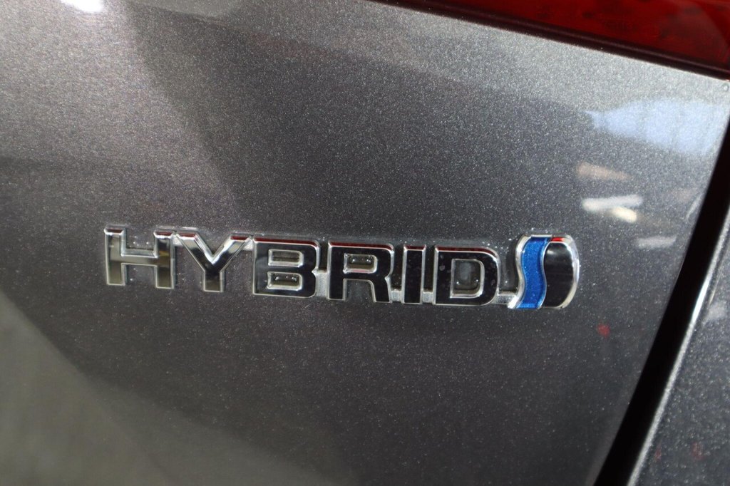 Used Toyota Prius 2022 for sale - 76604970: Photo 48