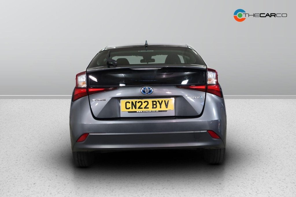 Used Toyota Prius 2022 for sale - 76604970: Photo 9