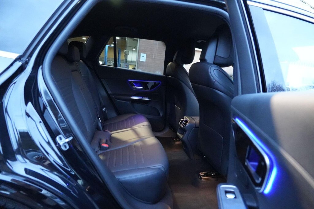 Used Mercedes-Benz GLC 2023 for sale - 77263890: Photo 17