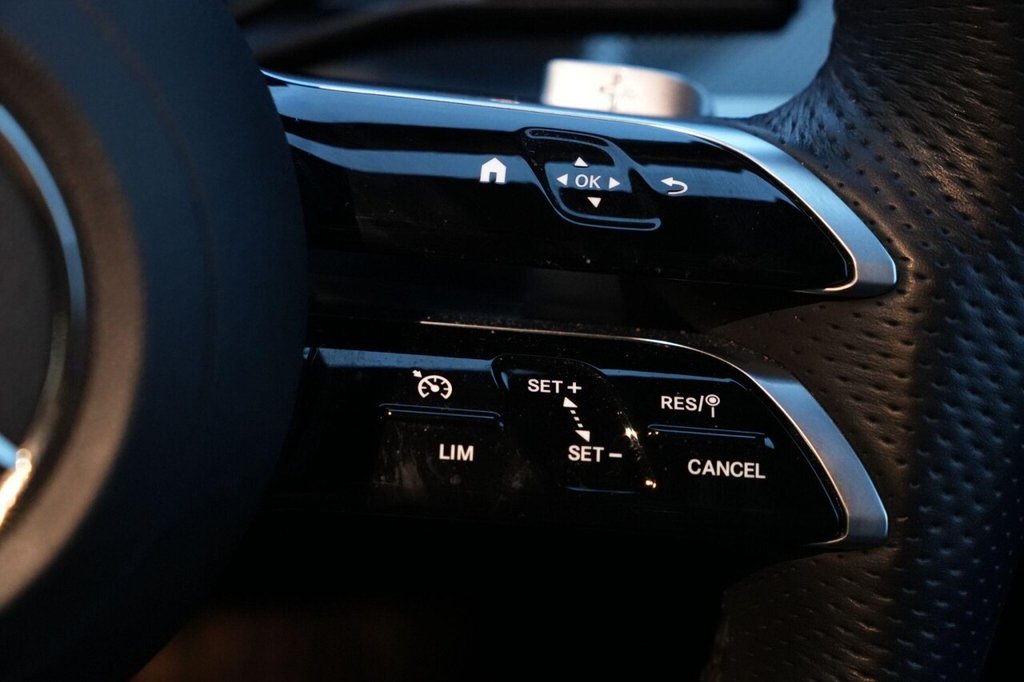 Used Mercedes-Benz GLC 2023 for sale - 77263890: Photo 30