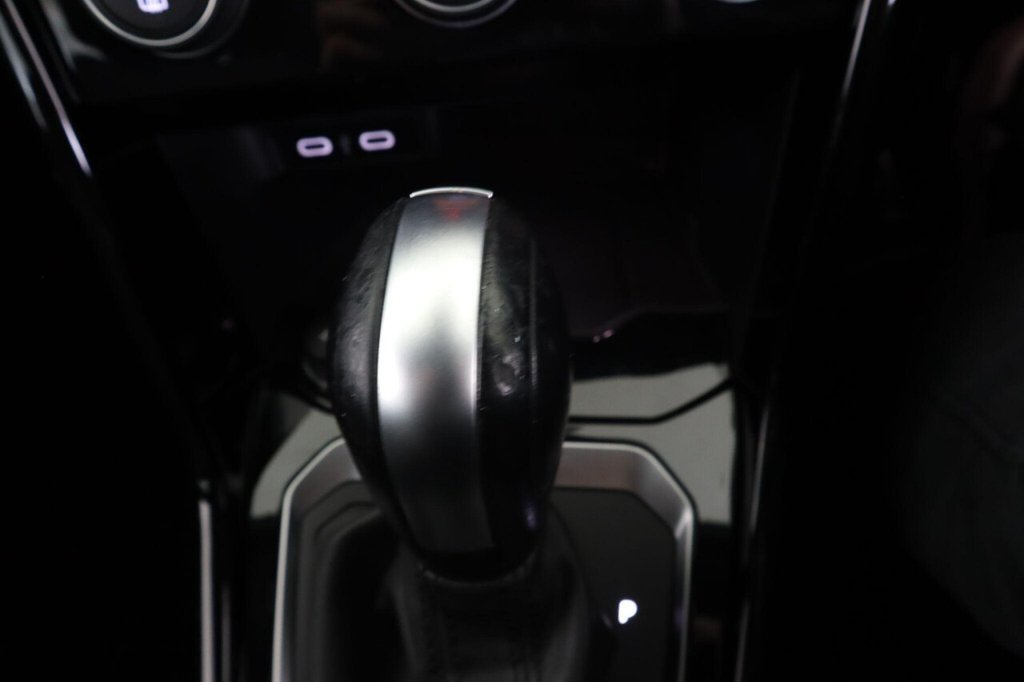 Used Volkswagen T-Roc 2021 for sale - 77287450: Photo 14