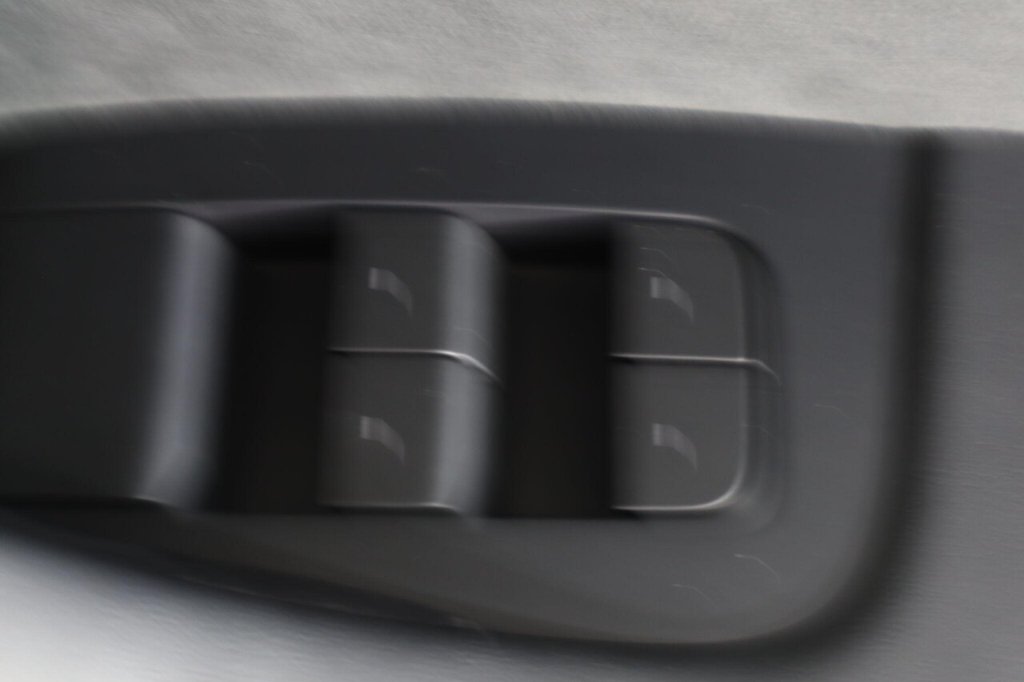 Used Tesla Model Y 2023 for sale - 77048825: Photo 17