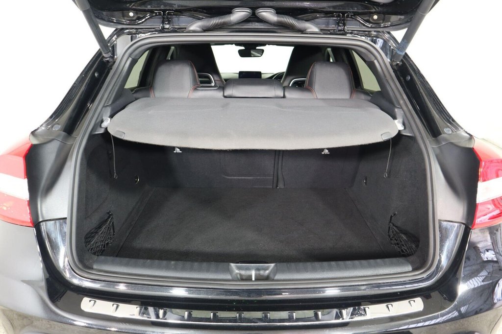 Used Mercedes-Benz GLA 2018 for sale - 77880173: Photo 48