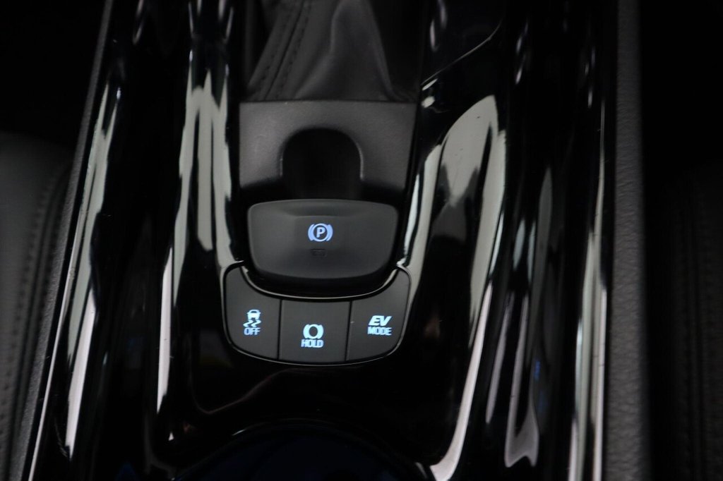 Used Toyota C-HR 2022 for sale - 76376060: Photo 23