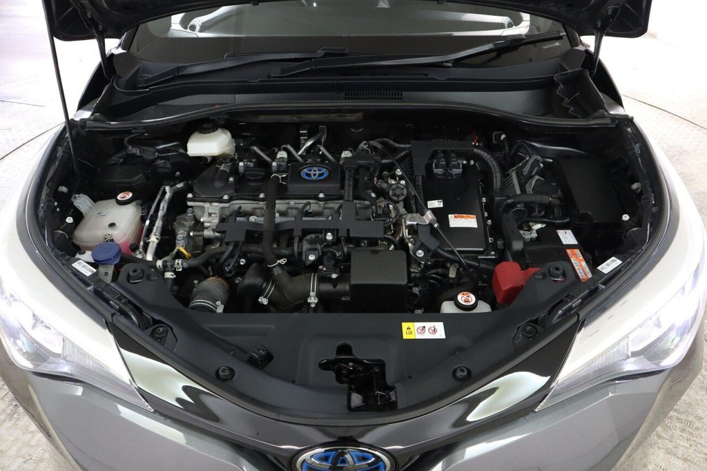 Used Toyota C-HR 2022 for sale - 76376060: Photo 29