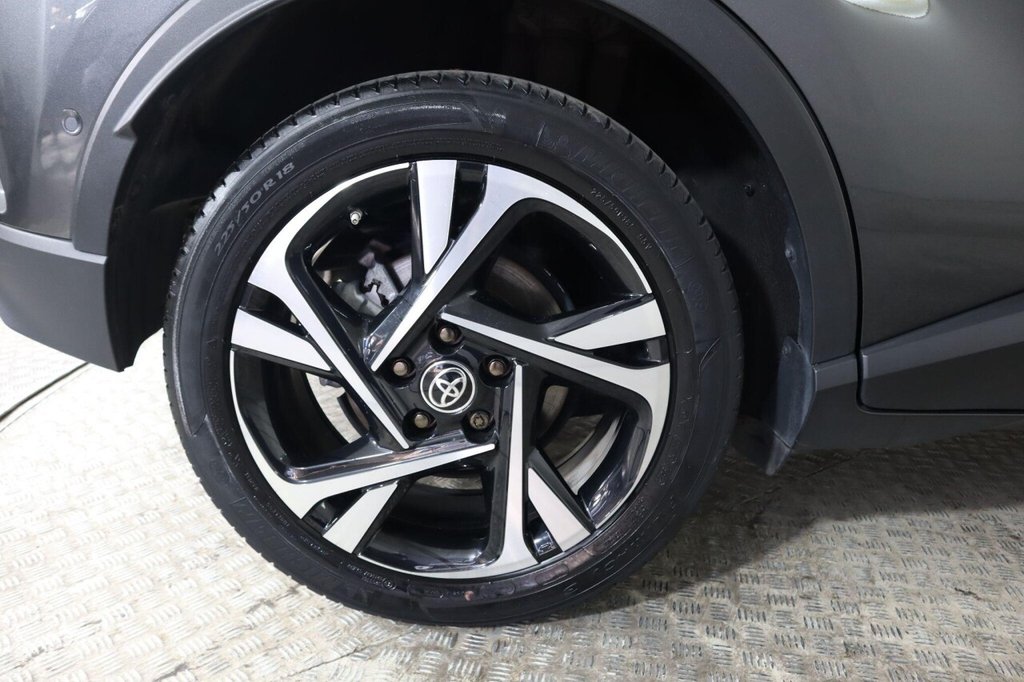 Used Toyota C-HR 2022 for sale - 76376060: Photo 31