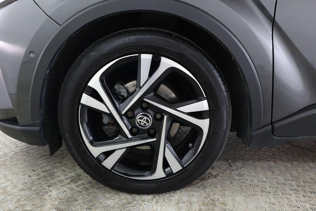 Used Toyota C-HR 2022 for sale - 76376060: Photo 33