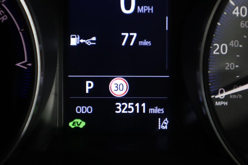 Used Toyota C-HR 2022 for sale - 76376060: Photo 45