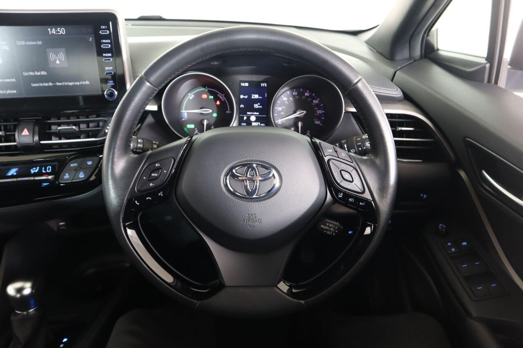 Used Toyota C-HR 2023 for sale - 76914788: Photo 41