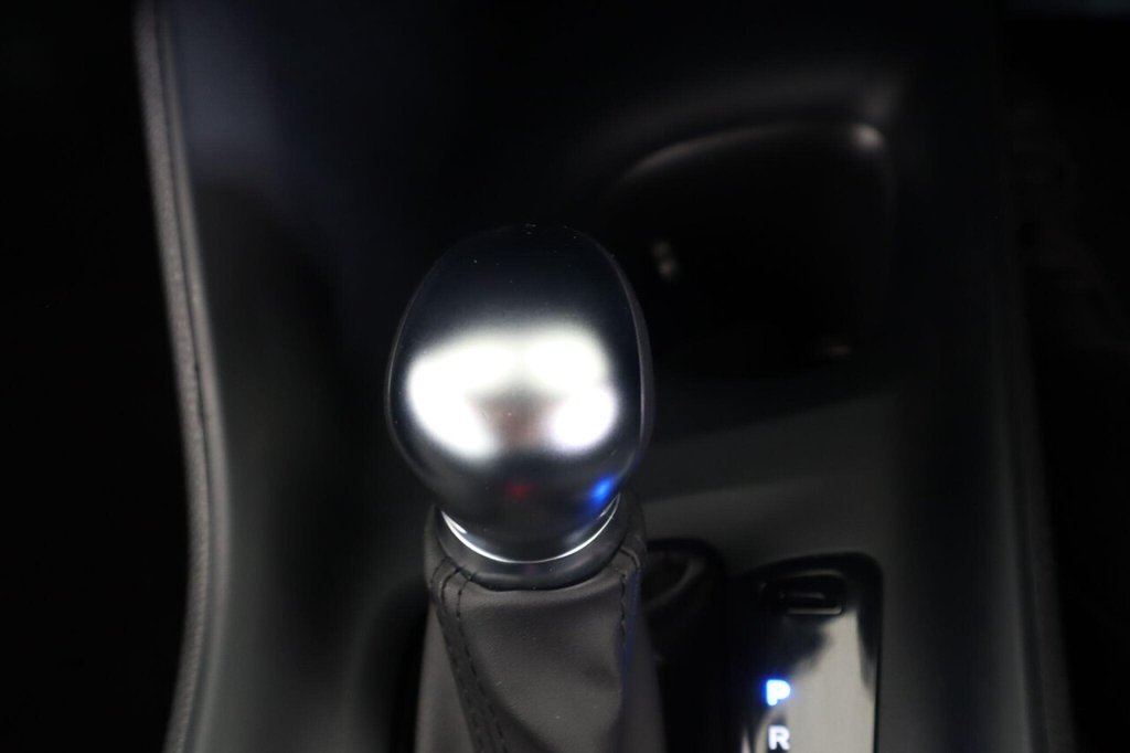 Used Toyota C-HR 2023 for sale - 76914788: Photo 45