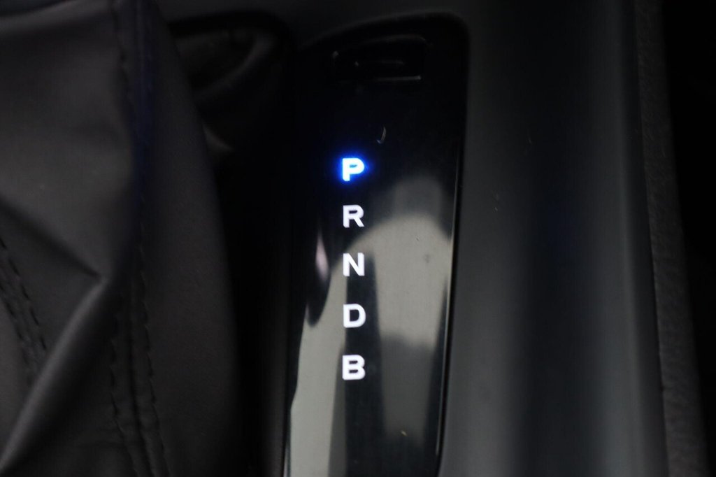 Used Toyota C-HR 2023 for sale - 76914788: Photo 46