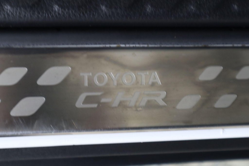 Used Toyota C-HR 2023 for sale - 76914788: Photo 47