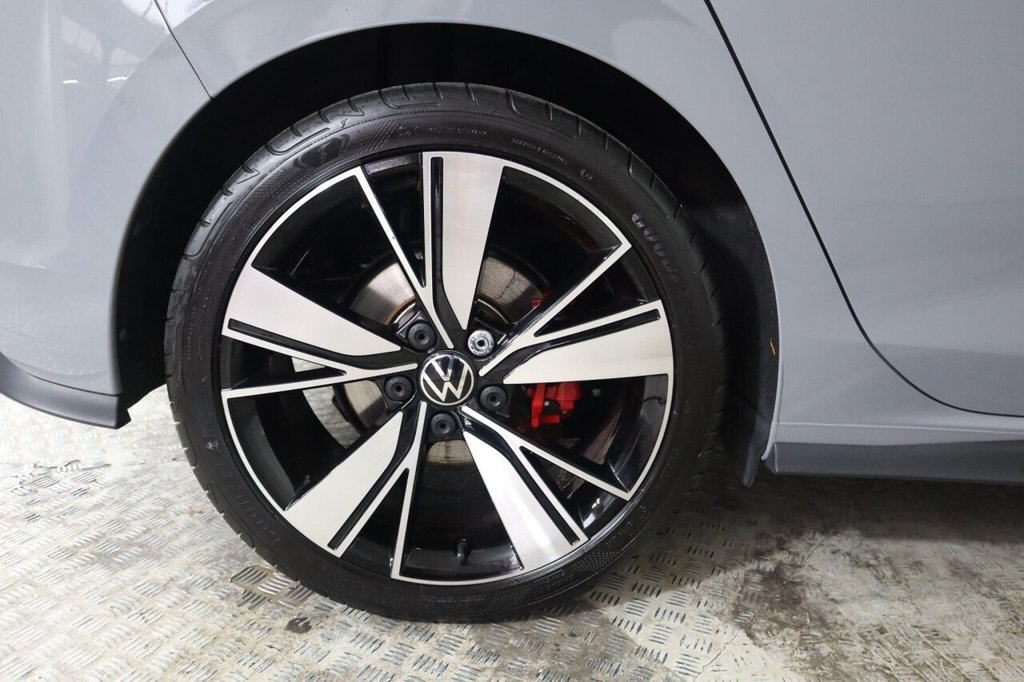 Used Volkswagen Golf 2023 for sale - 76256260: Photo 28