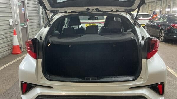 Used Toyota C-HR 2023 for sale - 77551658: Photo 6