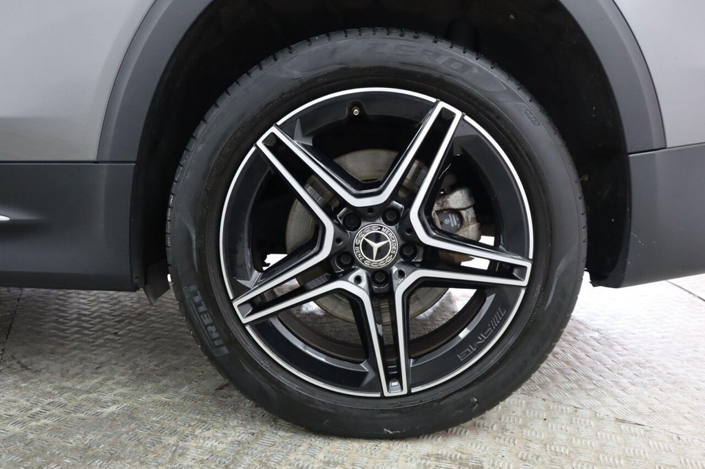 Used Mercedes-Benz GLB 2023 for sale - 76986137: Photo 11