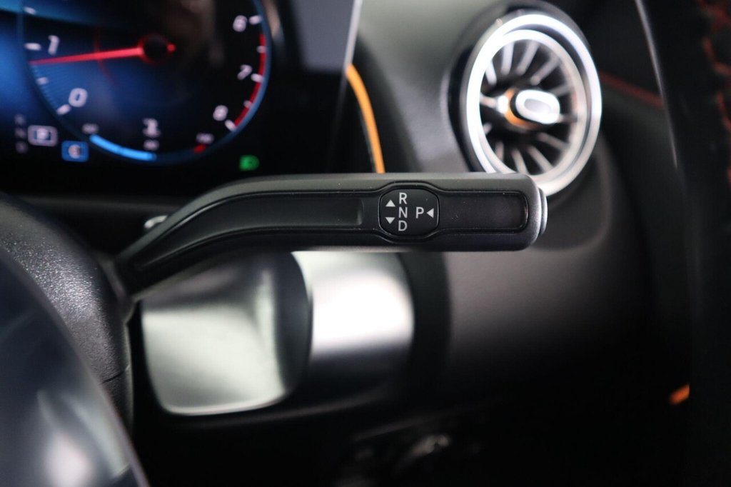 Used Mercedes-Benz GLB 2023 for sale - 76986137: Photo 43