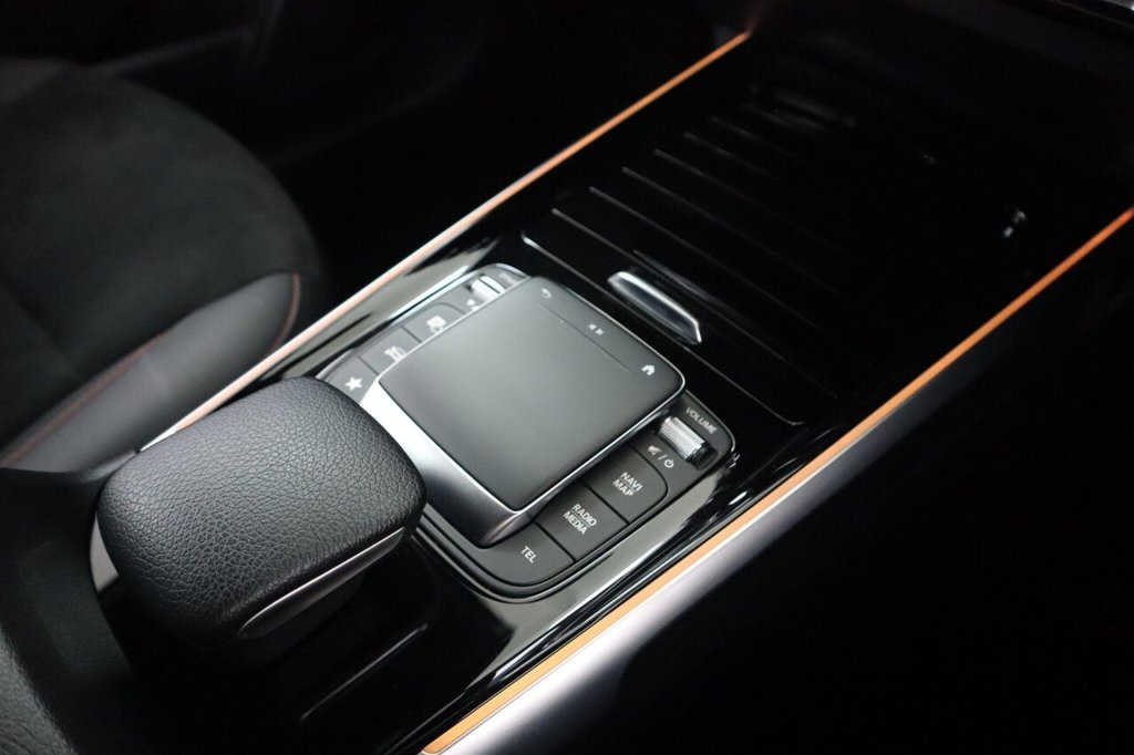 Used Mercedes-Benz GLB 2023 for sale - 76986137: Photo 45