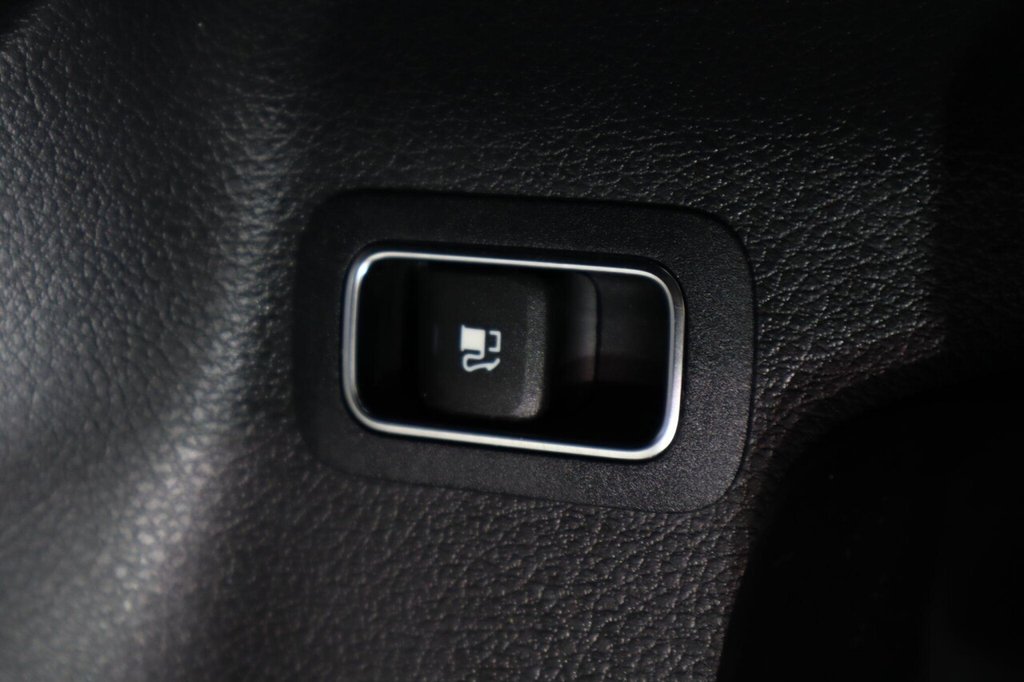 Used Mercedes-Benz GLA 2022 for sale - 77551730: Photo 24