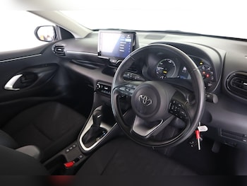 Used Toyota Yaris 2024 for sale - 79506864: Photo