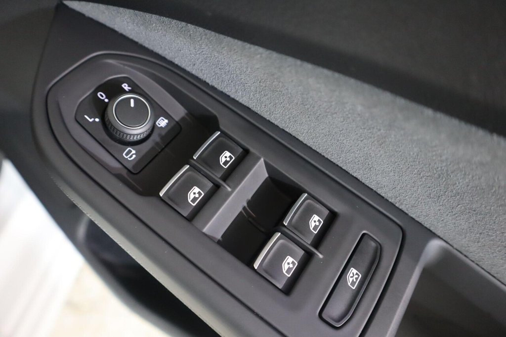 Used Volkswagen Golf 2023 for sale - 77027520: Photo 16