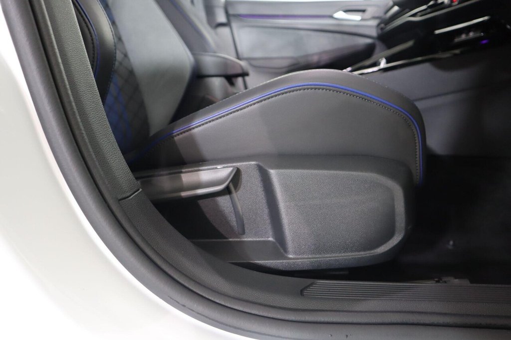 Used Volkswagen Golf 2023 for sale - 77027520: Photo 18