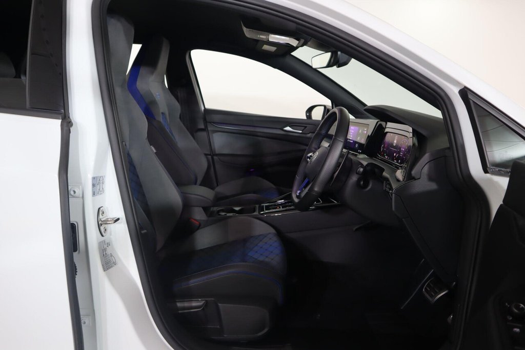 Used Volkswagen Golf 2023 for sale - 77027520: Photo 20