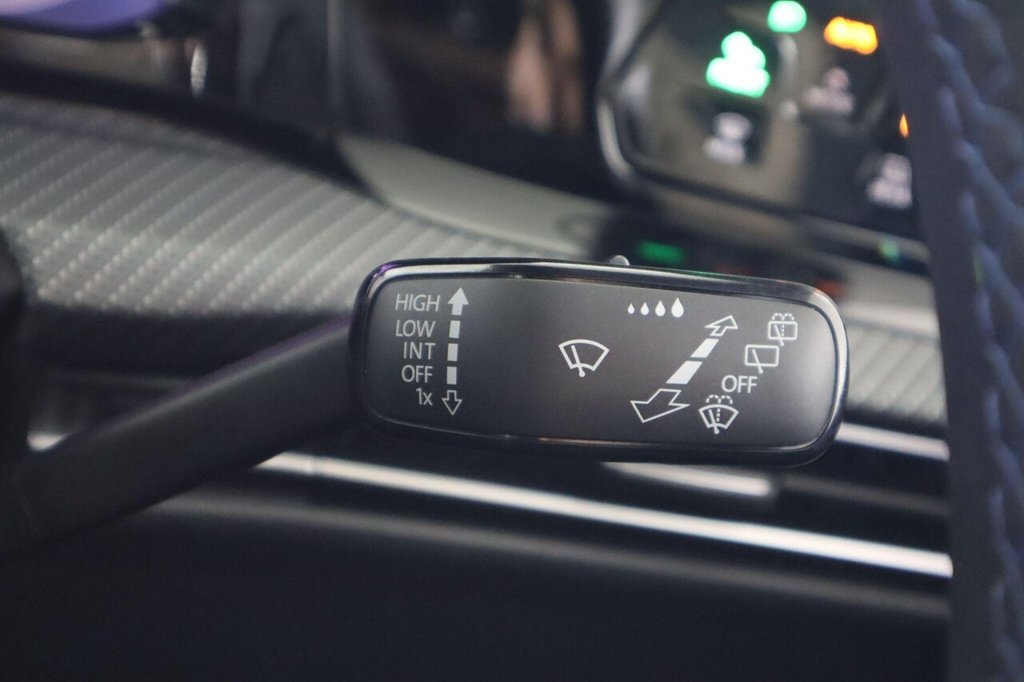 Used Volkswagen Golf 2023 for sale - 77027520: Photo 40