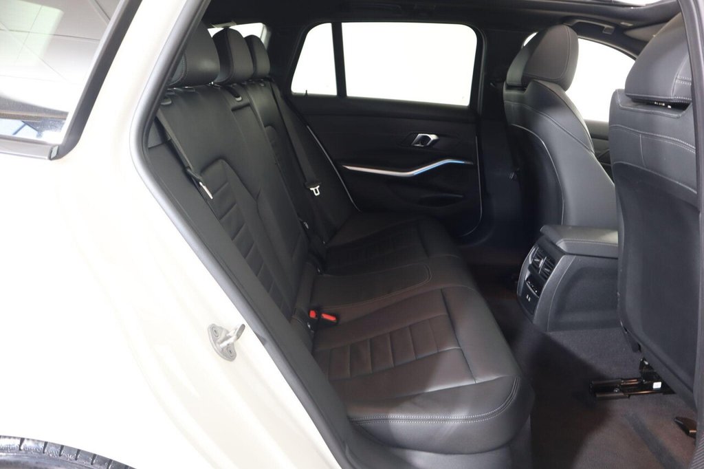 Used BMW 3 Series 2024 for sale - 77111096: Photo 13