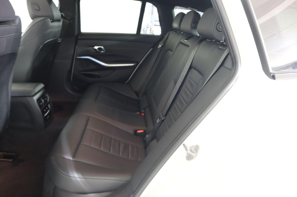 Used BMW 3 Series 2024 for sale - 77111096: Photo 14